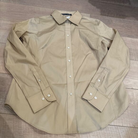 DEVON & JONES WOMENS TAN LONG SLEEVE BUTTON SHIRT MEDIUM NWOT - Picture 2 of 8